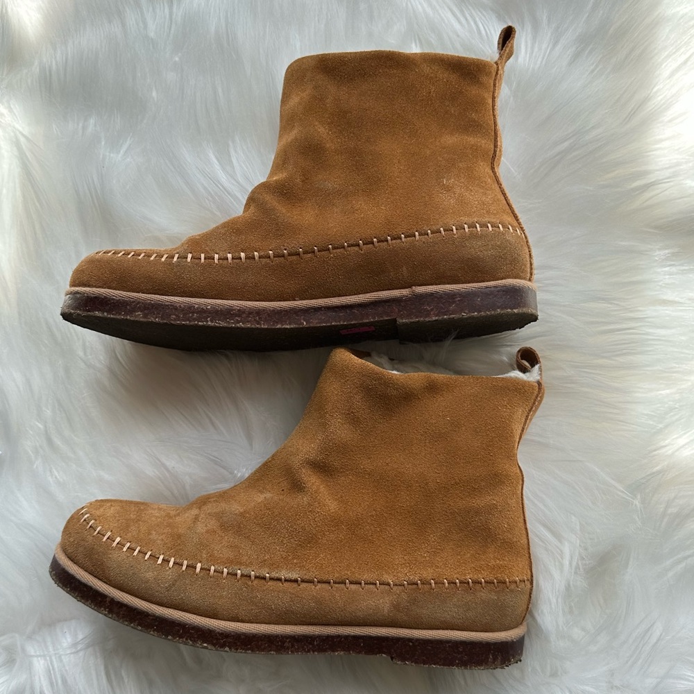 EUC Steve Madden Tommy Chestnut Suede Bootie - Picture 3 of 8